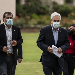 Piñera En Cerro Castillo2