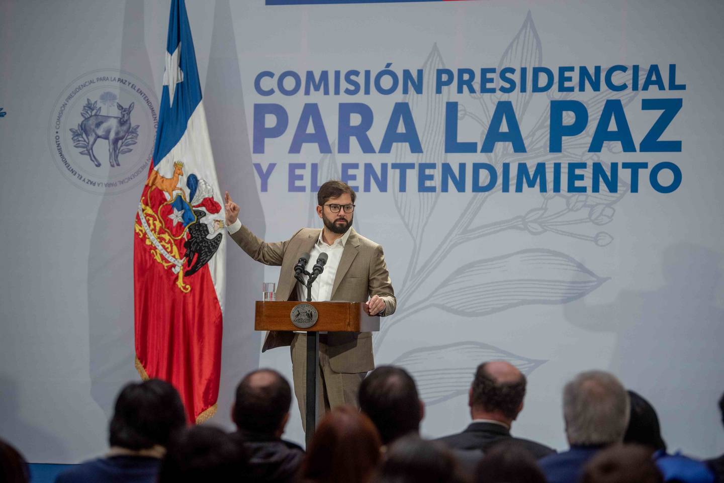 Comisión por la paz